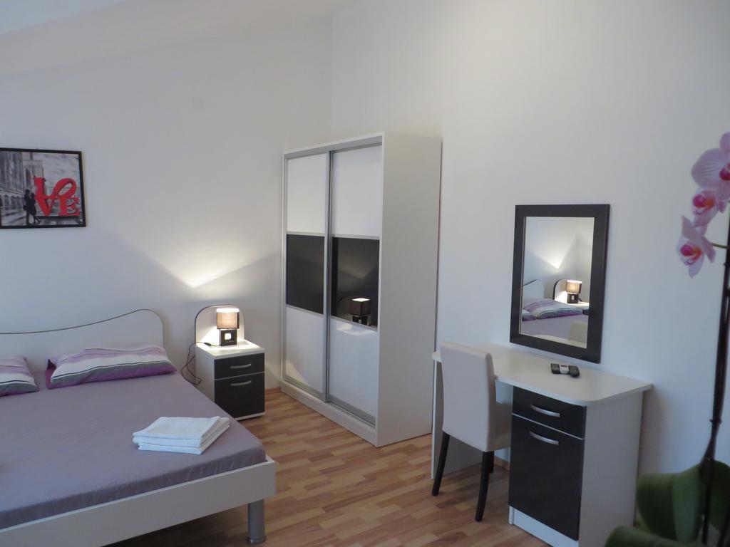 Apartments Petar Хвар Экстерьер фото