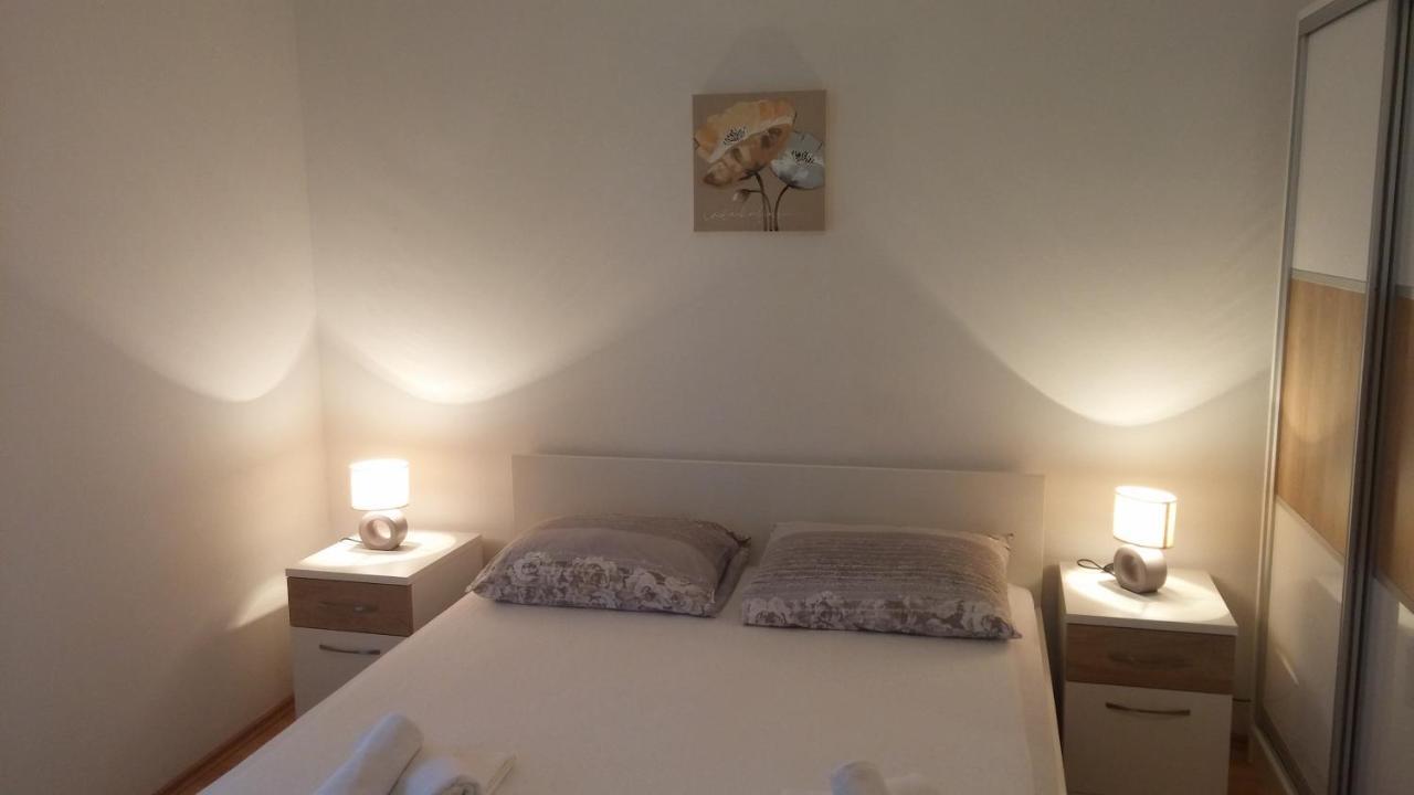 Apartments Petar Хвар Экстерьер фото